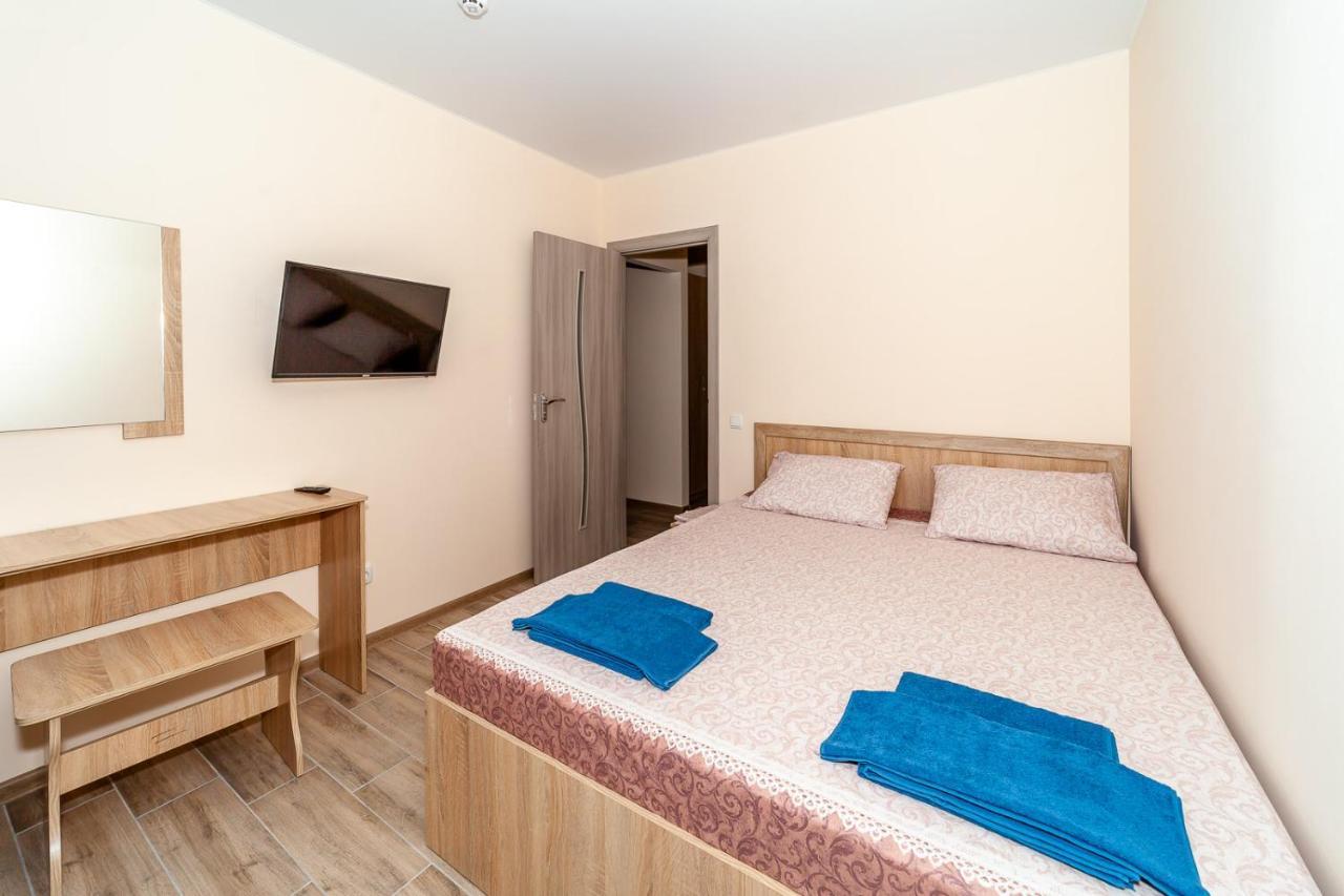 Dolce Vita Resort Hotel Zaliznyi Port Luaran gambar
