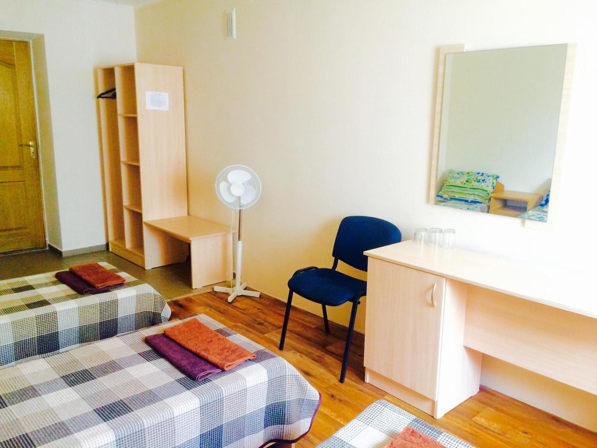 Dolce Vita Resort Hotel Zaliznyi Port Bilik gambar